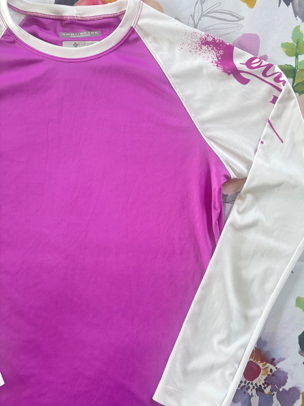 Columbia - Women’s Long Sleeve Magenta and White Rashguard